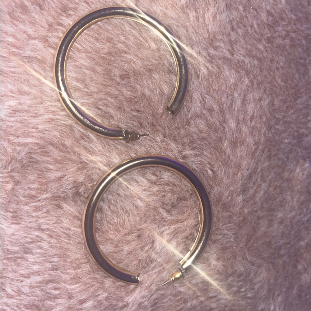 gold hoop earrings